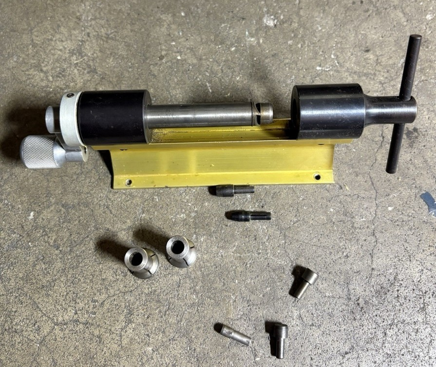 Forster gunsmithing tools for headspacing and chambering
