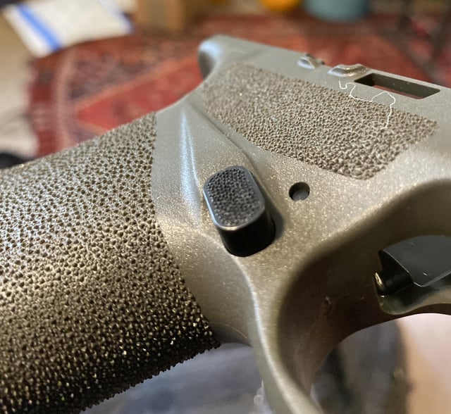 Sig P365 vs Springfield Hellcat micro-compact pistols
