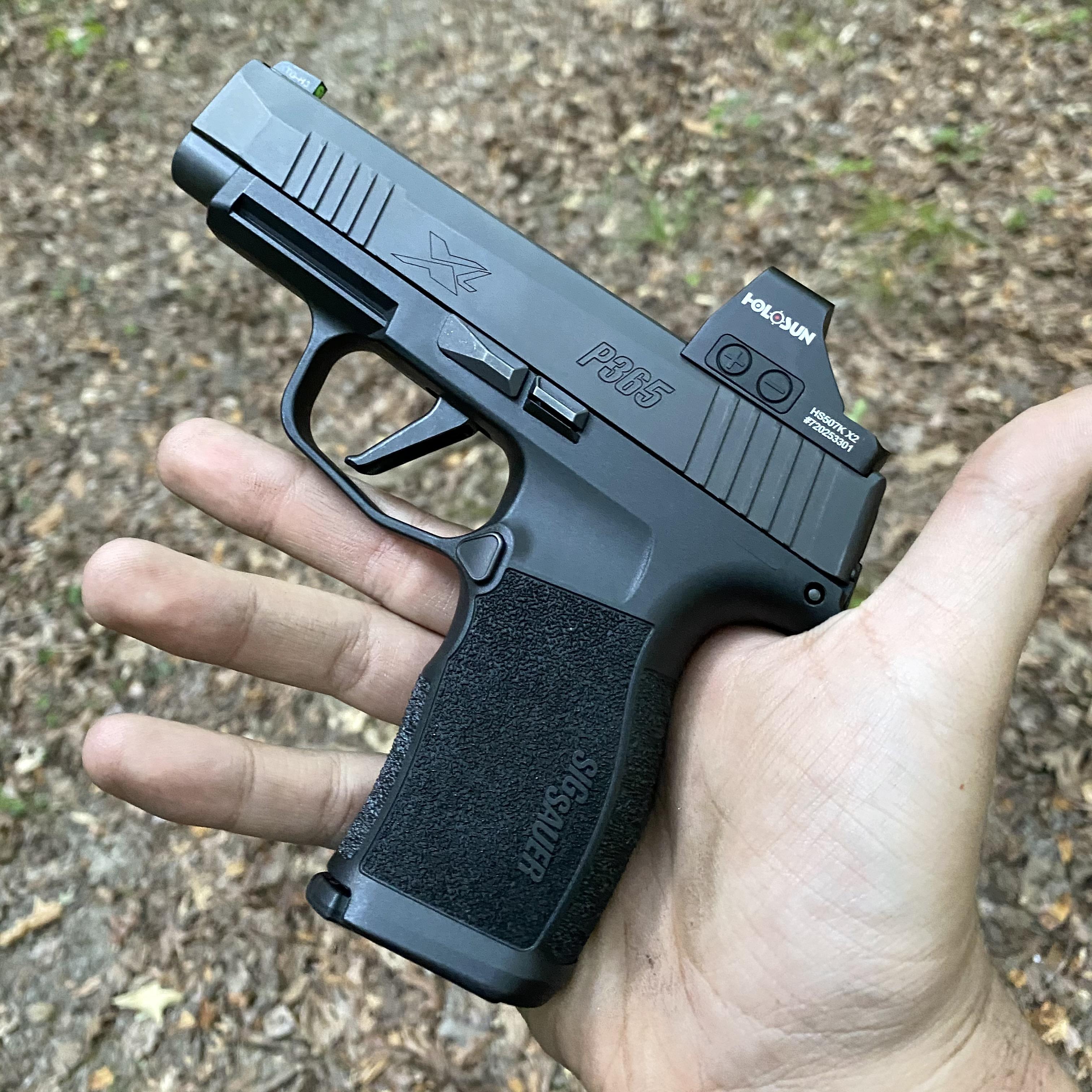 Sig P365 vs Springfield Hellcat micro-compact pistols