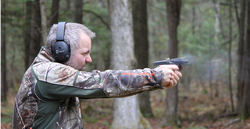 Sig P365 vs Springfield Hellcat micro-compact pistols