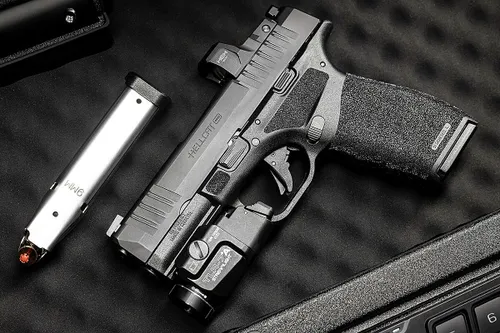 The robust features of the Hellcat Pro for daily use.