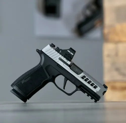 Key specifications of the SIG P365 XMacro.