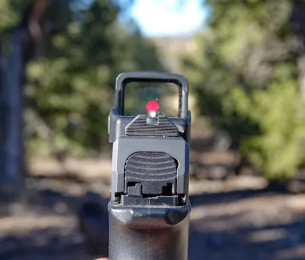 budget pistol red dots